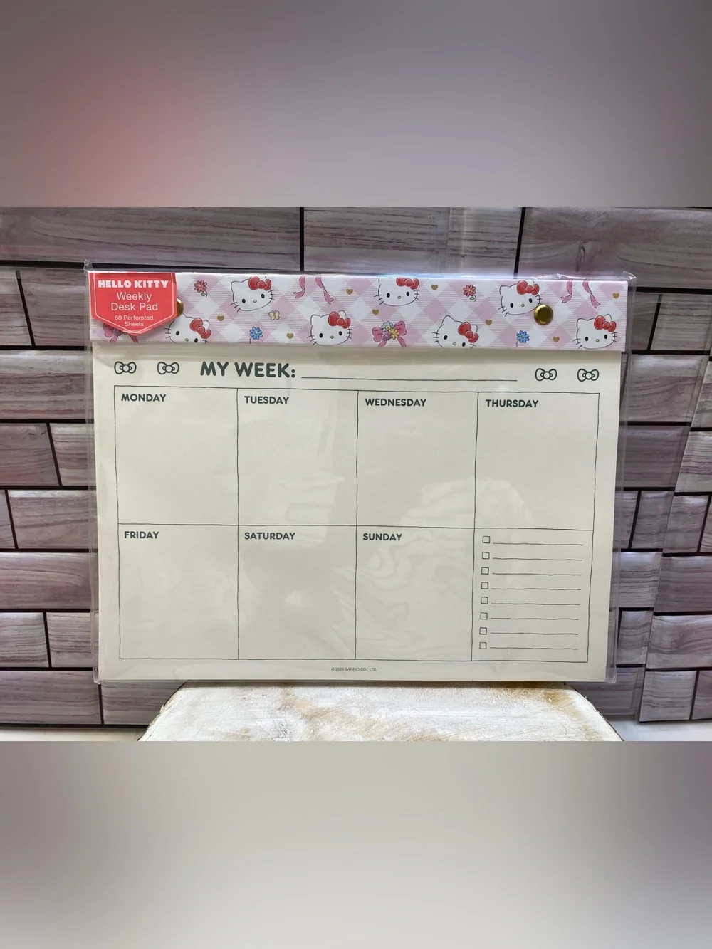 Hello Kitty  ❤️My week weekly desk pad 60 Perforated sheets Pink Bow NEW
